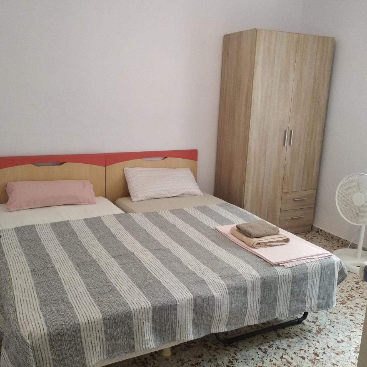 Habitacion Privada Y Tranquila Аликанте Екстериор снимка